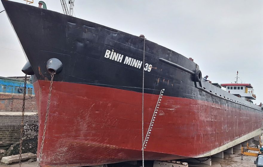 Tàu Bình Minh 39