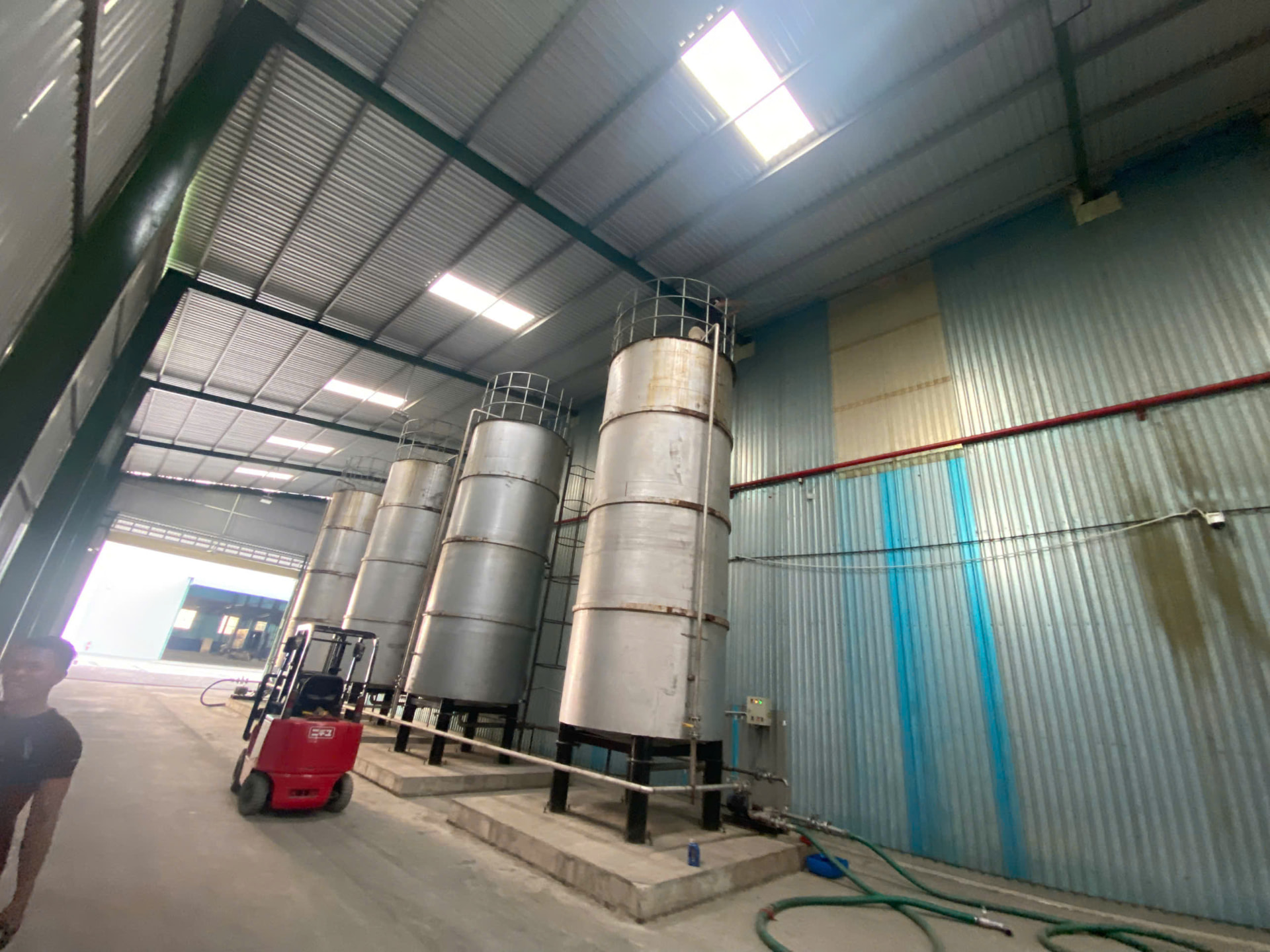 Giải pháp sơn: Sơn chống rỉ silo chứa dịch đạm cá tại Tây Ninh (~200m²)