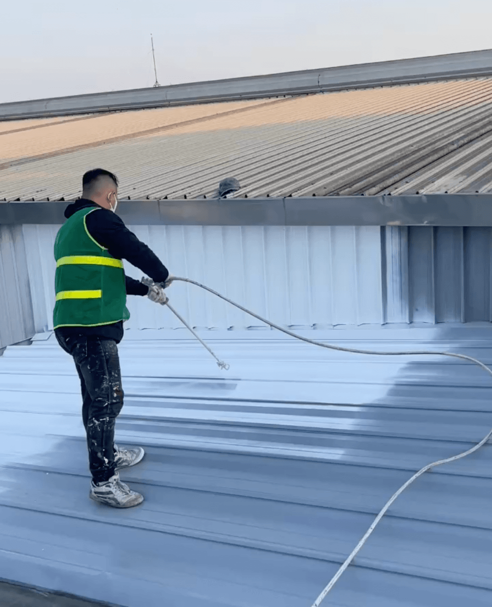 Hình ảnh minh họa công trình: Sơn chống nóng mái tôn nhà xưởng ven biển 1.500m2